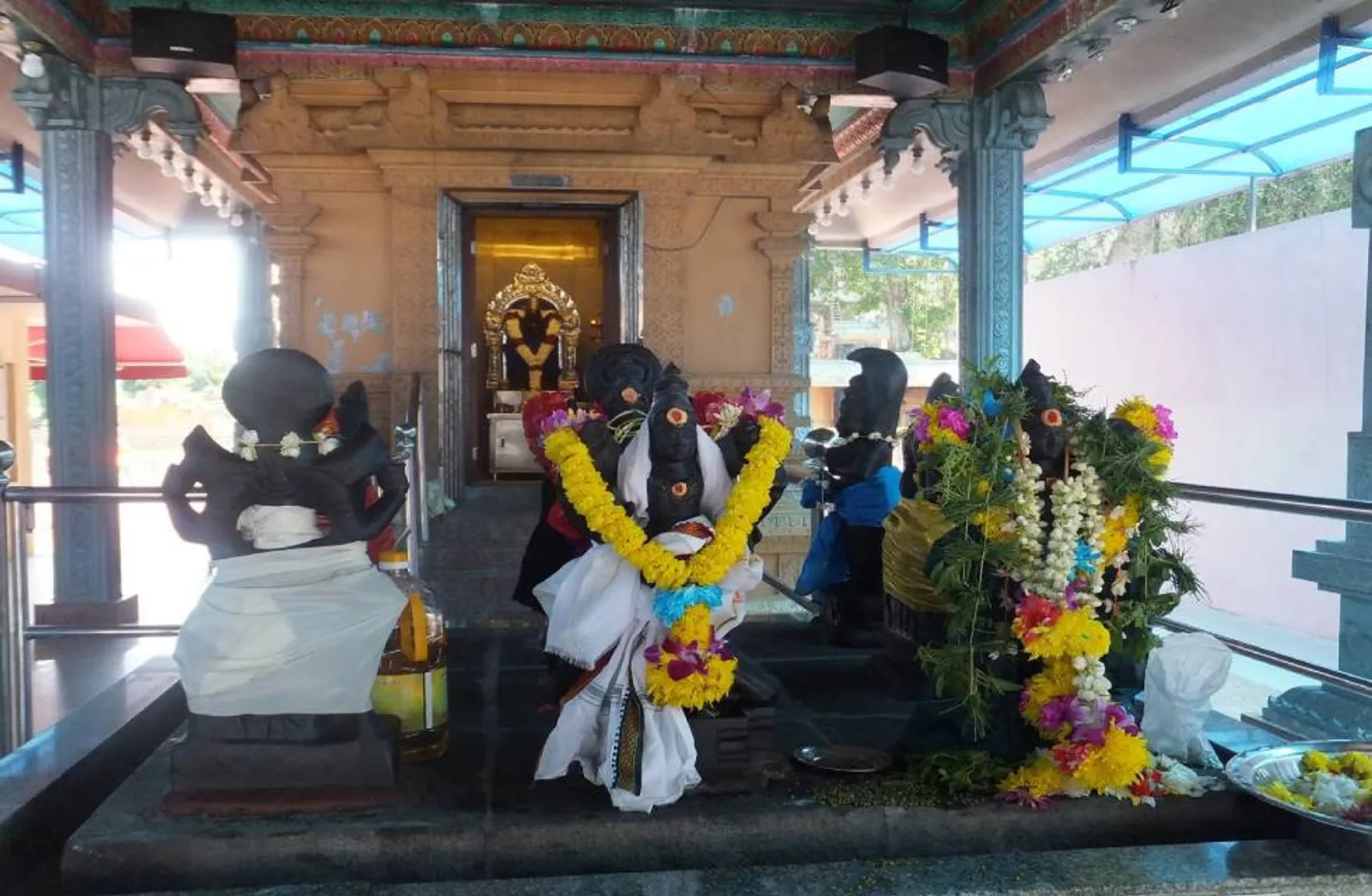 navakiraga god